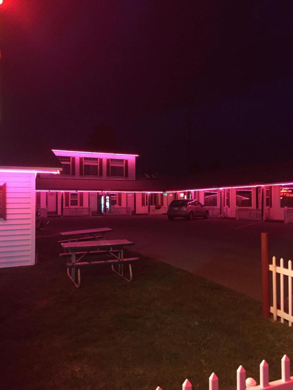 Trail Riders Motel Granby Luaran gambar